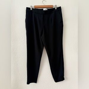 R Label Black Crepe Pull-on Elastic Waist Crop pants Size L